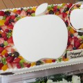 maison de gateau ｜Original Design Cake［ファーストバイトでappleロゴの出来上がり］
